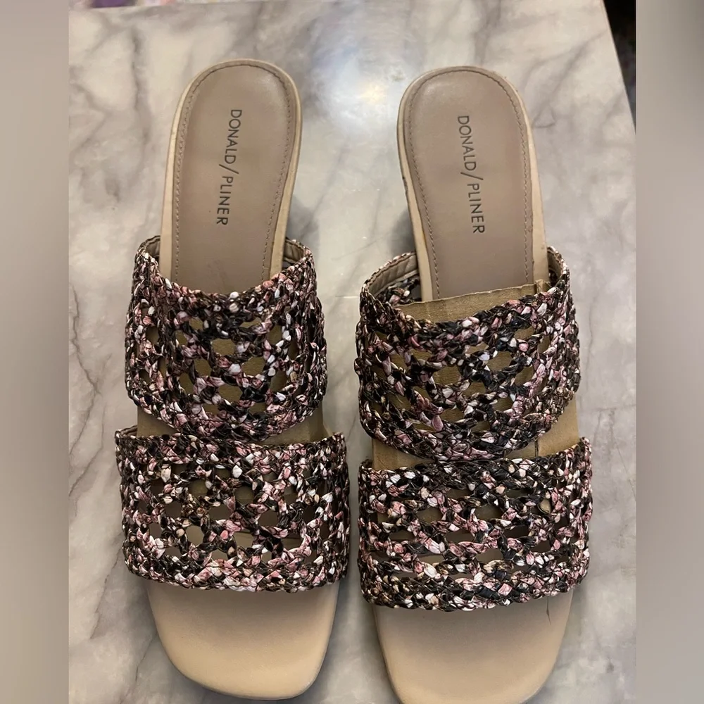 Donald J. Pliner Women's Textured Pink and Brown Wedges